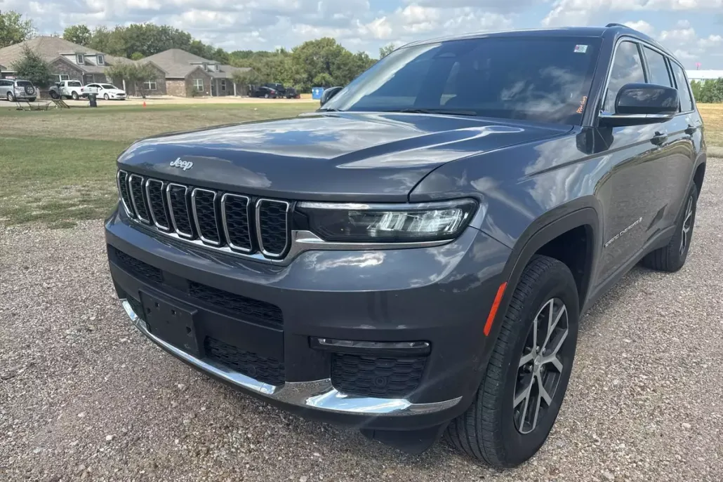 2024 Jeep Grand Cherokee Limited photo 1