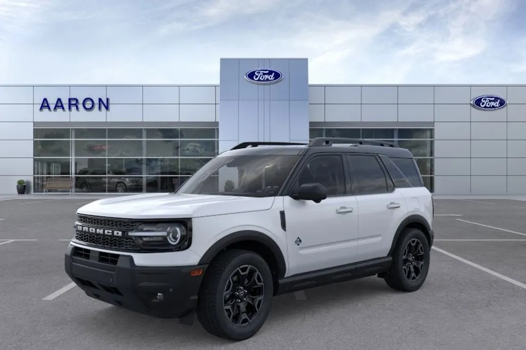 2025 Ford Bronco Sport Outer Banks photo 1