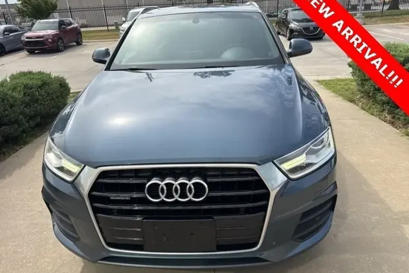 2017 Audi Q3 Premium Plus photo 1