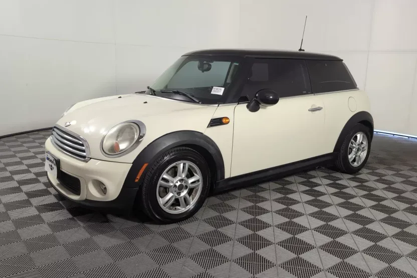 2013 Mini Cooper Hardtop photo 1