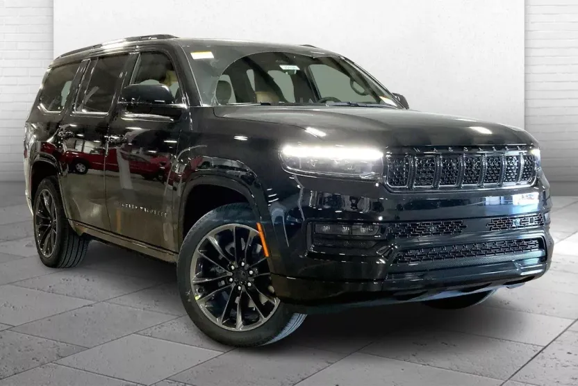 2025 Jeep Grand Wagoneer III photo 1