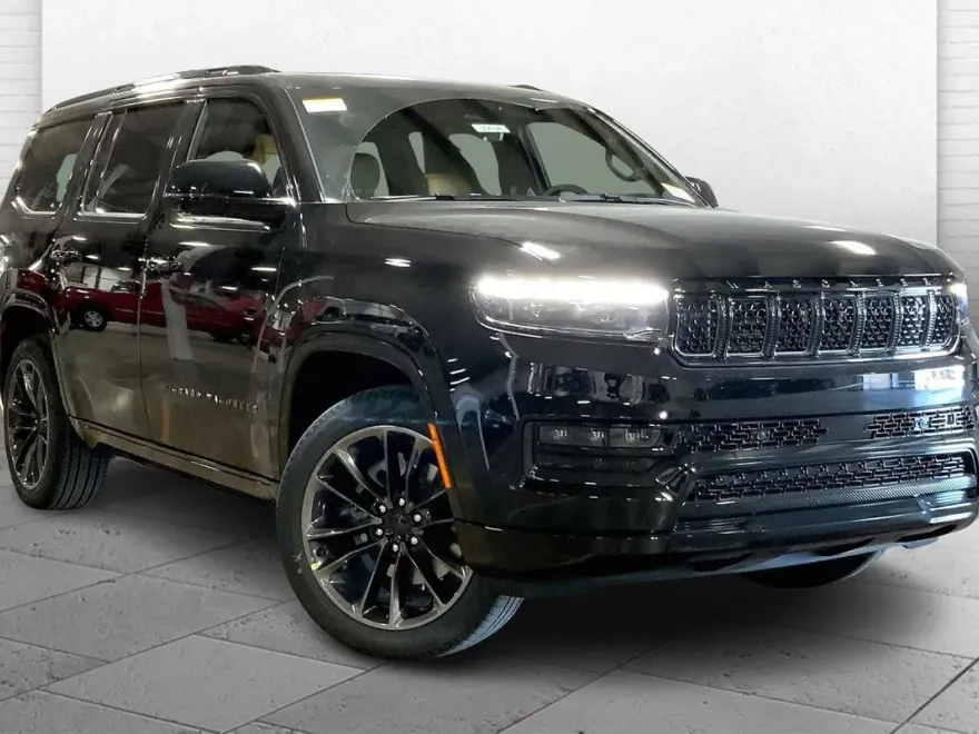 2025 Jeep Grand Wagoneer III photo 1