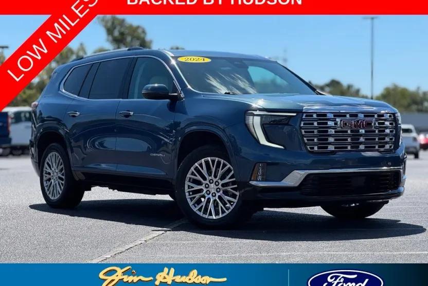 2024 Gmc Acadia Denali photo 1
