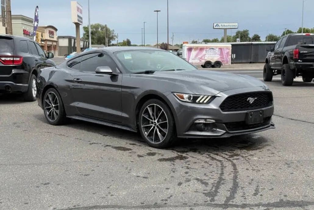 2015 Ford Mustang EcoBoost photo 1