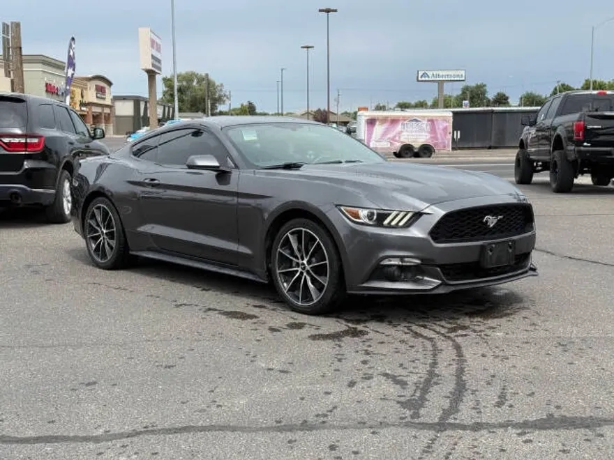 2015 Ford Mustang EcoBoost photo 1