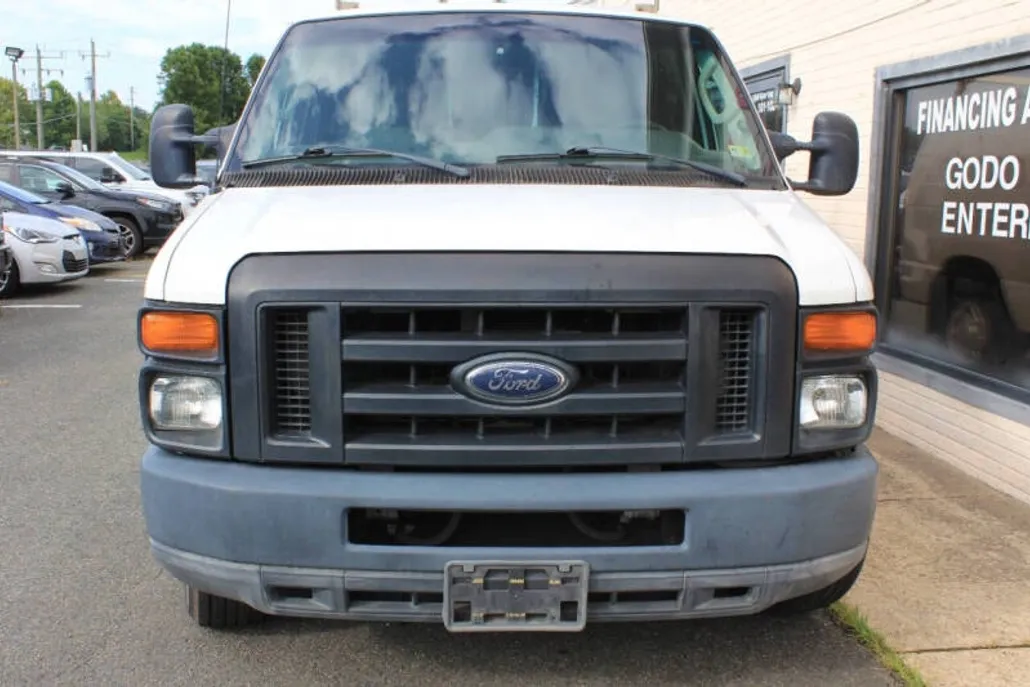 2012 Ford E-250 photo 1