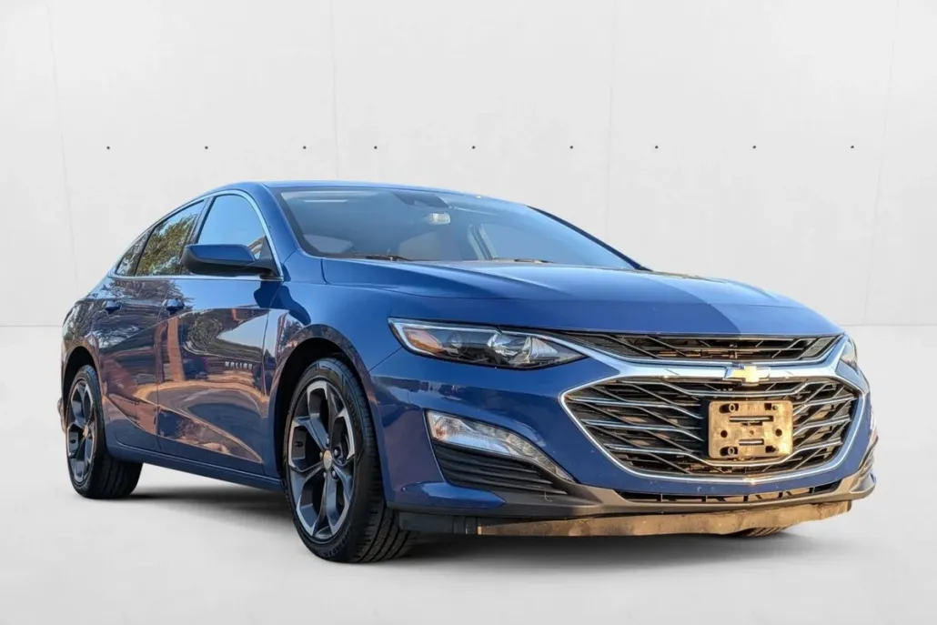 2023 Chevrolet Malibu 1LT photo 1
