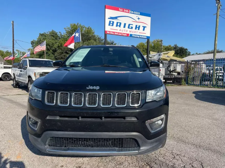 2018 Jeep Compass Limited Sport photo 1
