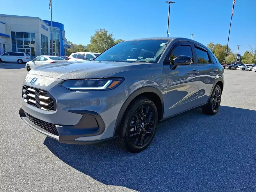 2025 Honda HR-V Sport photo 1