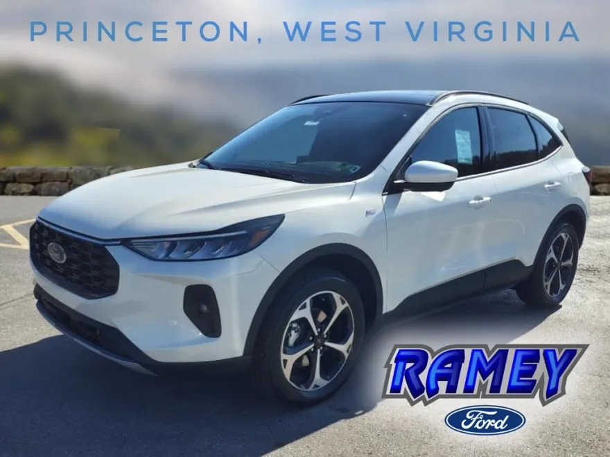 2025 Ford Escape ST-Line Select photo 1