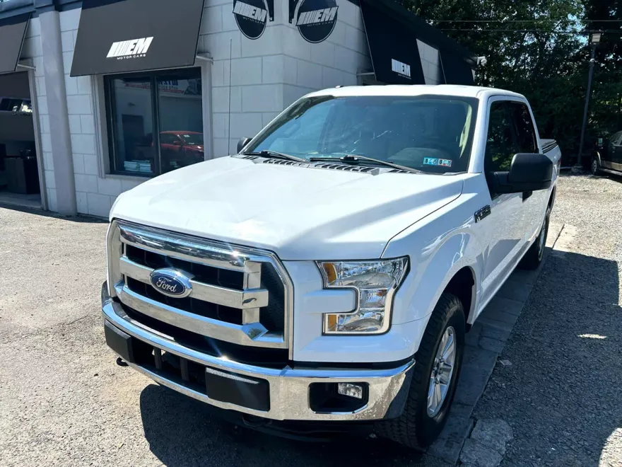 2015 Ford F-150 XLT photo 1