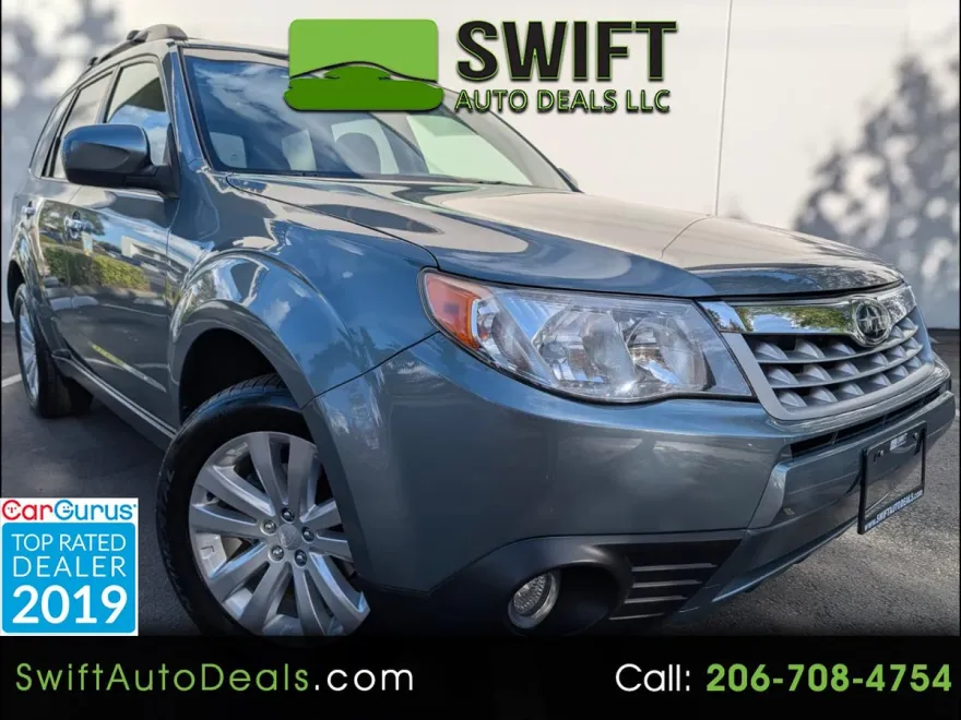 2013 Subaru Forester 2.5X Premium photo 1