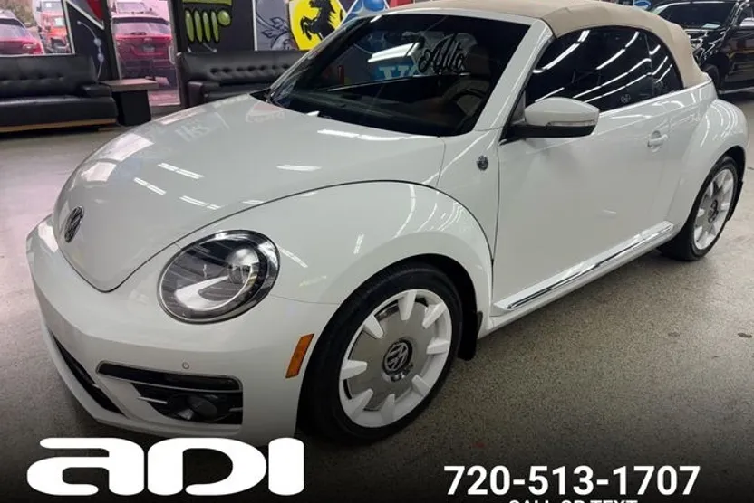 2019 Volkswagen Beetle Convertible Final Edition SEL photo 1