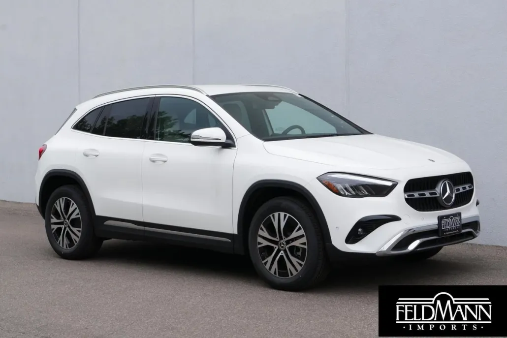 2025 Mercedes Benz GLA 250 4MATIC photo 1