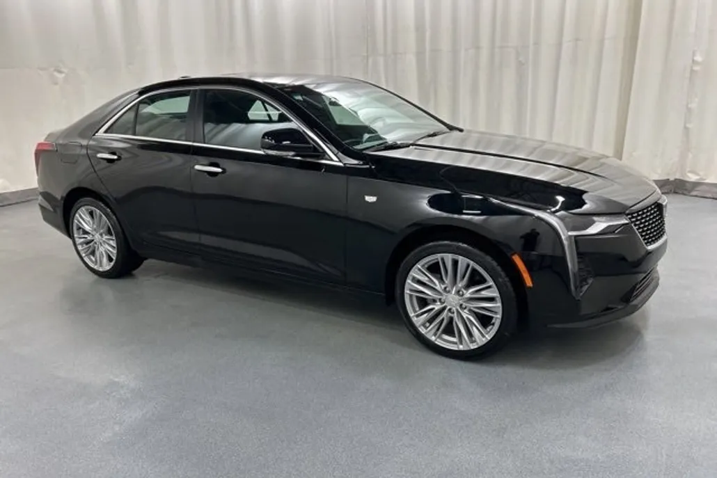 2025 Cadillac CT4 Premium Luxury photo 1