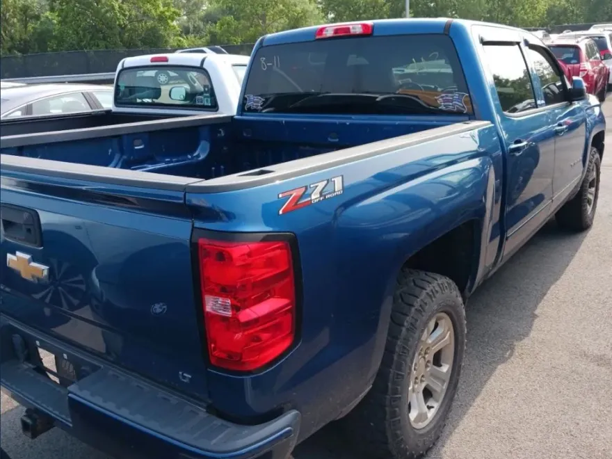 2018 Chevrolet Silverado 1500 Z71 LT photo 1