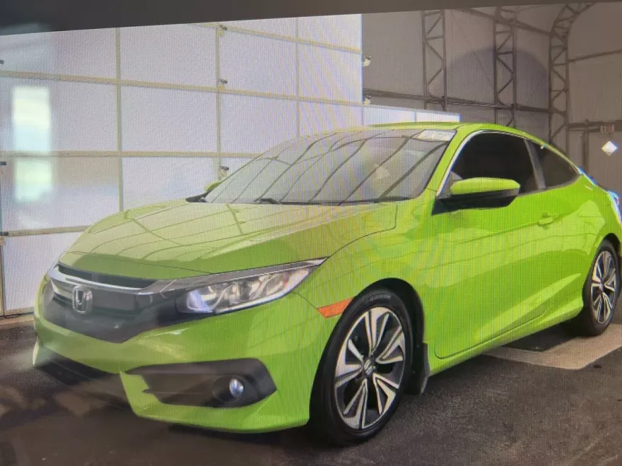 2016 Honda Civic EX-L photo 1