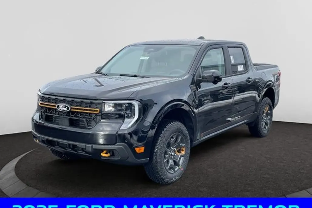 2025 Ford Maverick Tremor photo 1