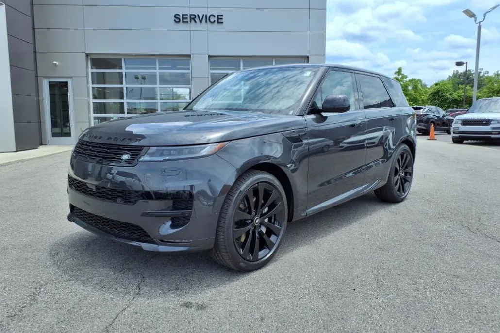 2025 Land Rover Range Rover Sport SE photo 1