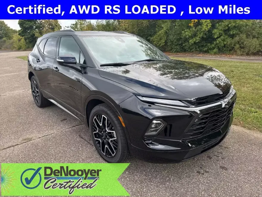 2023 Chevrolet Blazer RS photo 1