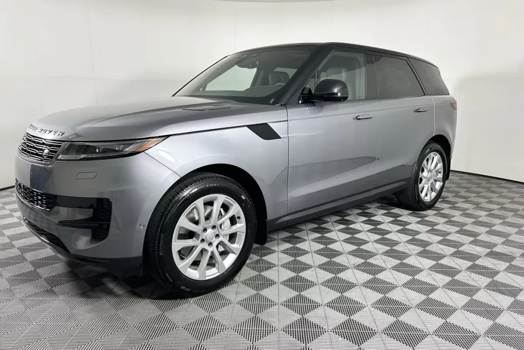 2025 Land Rover Range Rover Sport P360 SE photo 1