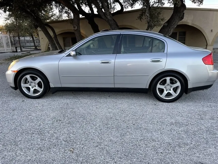 2004 Infiniti G35 photo 1