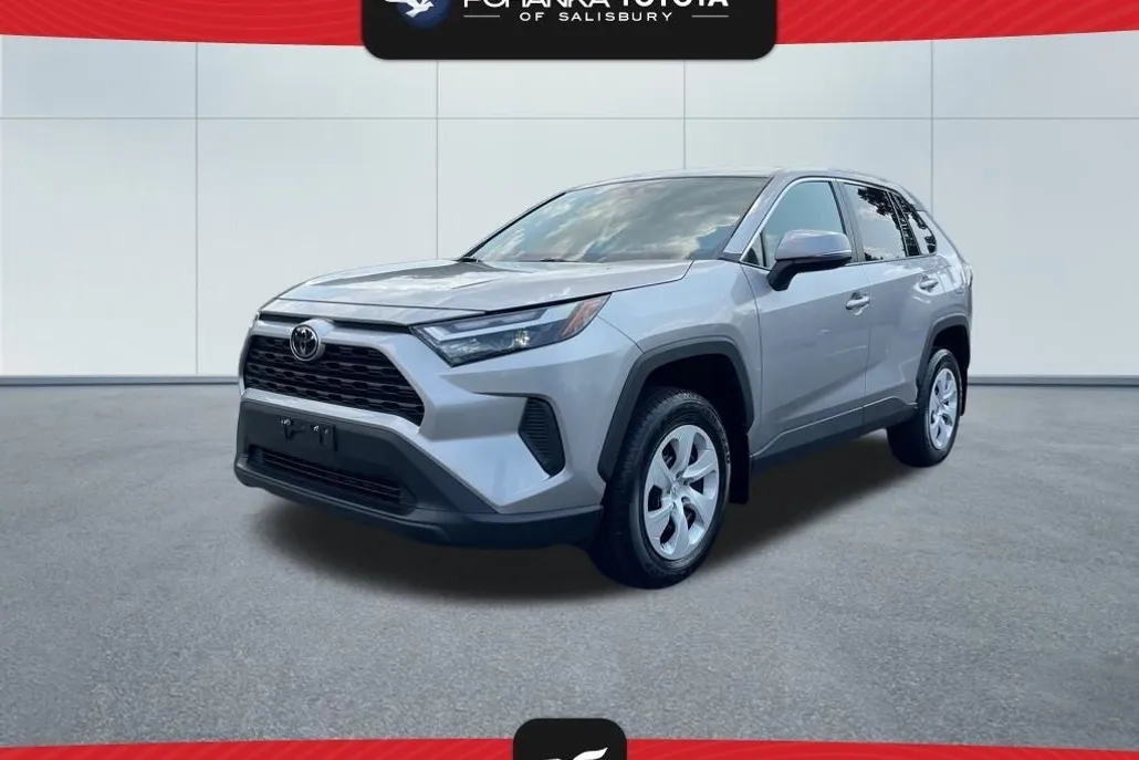 2023 Toyota RAV4 LE photo 1