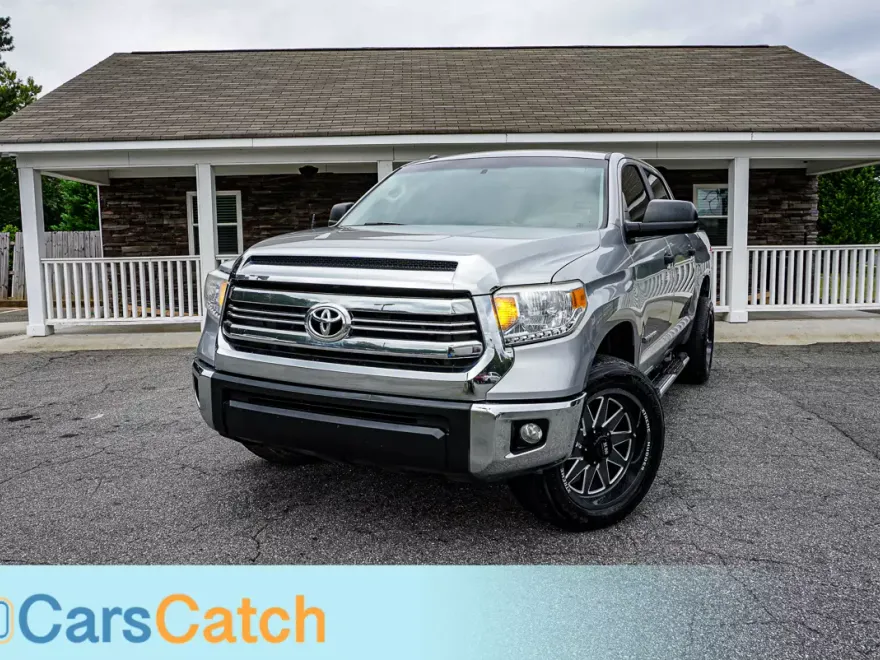 2016 Toyota Tundra SR5 photo 1
