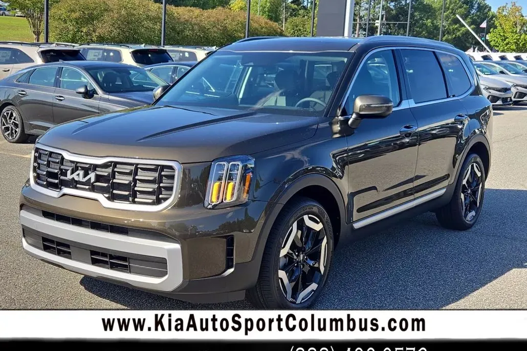 2025 Kia Telluride S photo 1