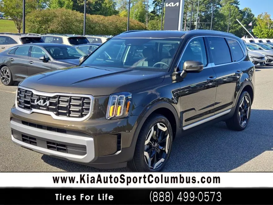 2025 Kia Telluride S photo 1