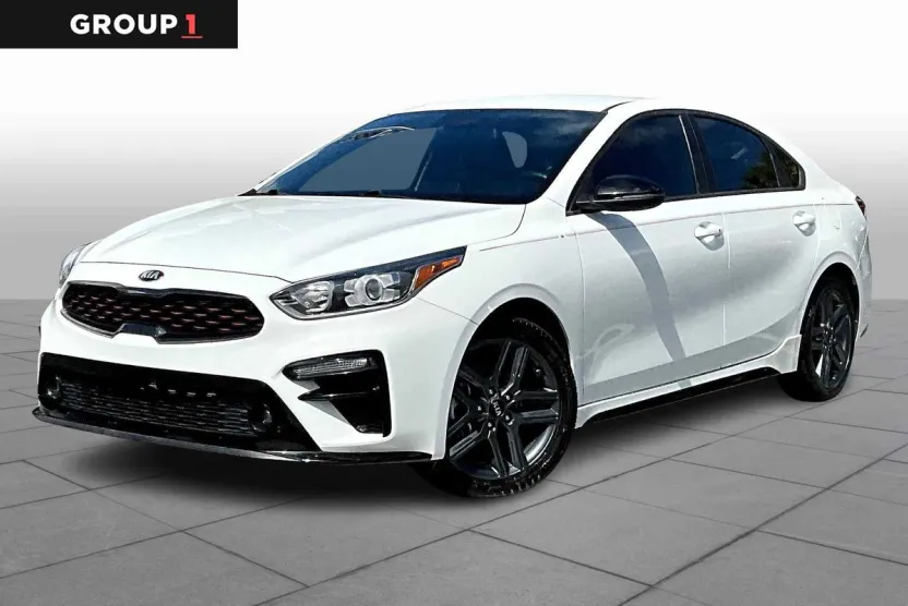 2021 Kia Forte GT-Line photo 1