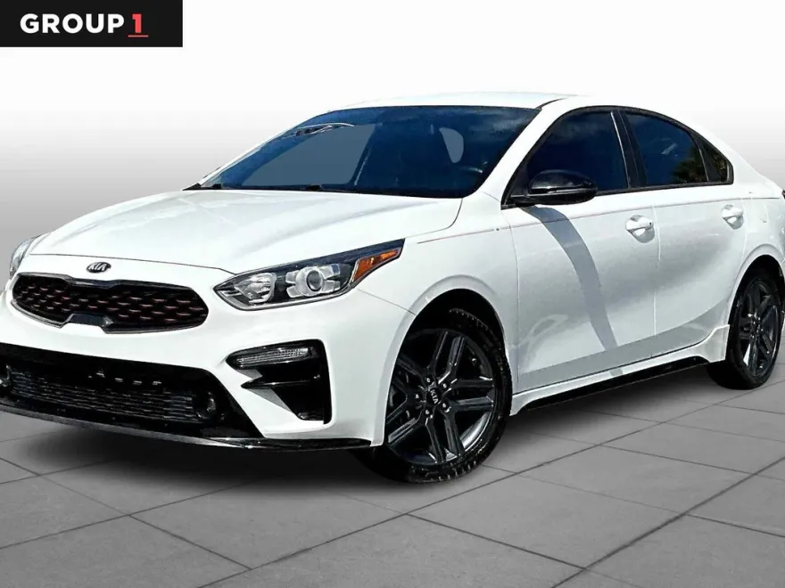 2021 Kia Forte GT-Line photo 1