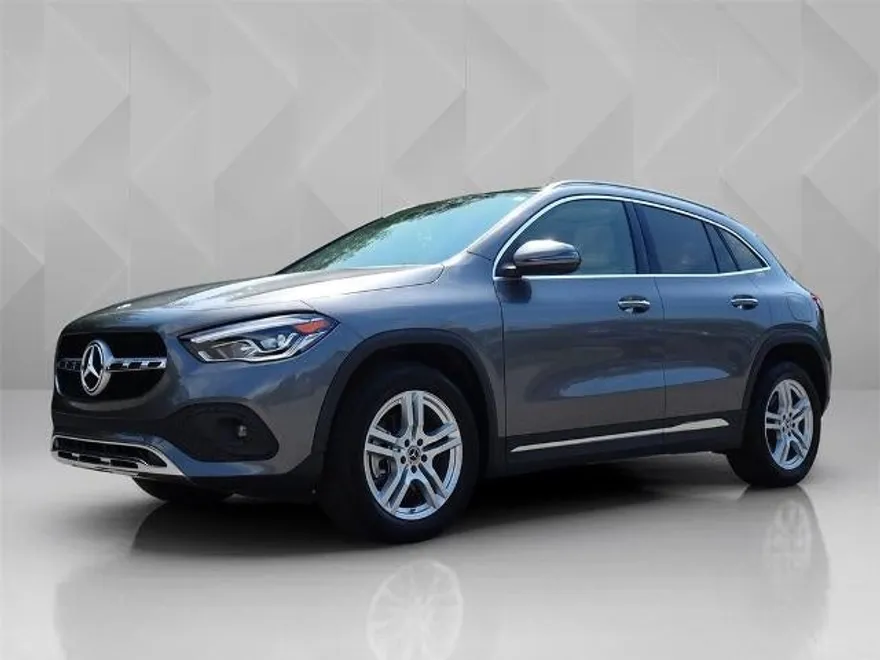 2023 Mercedes Benz GLA 250 4MATIC photo 1