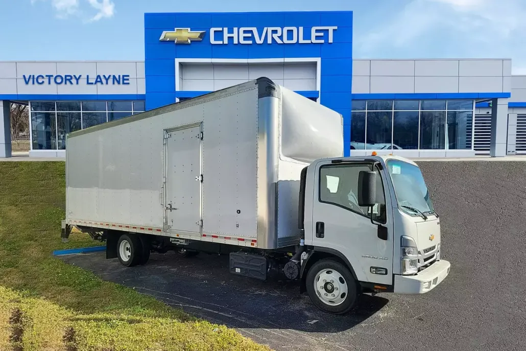 2023 Chevrolet Silverado photo 1
