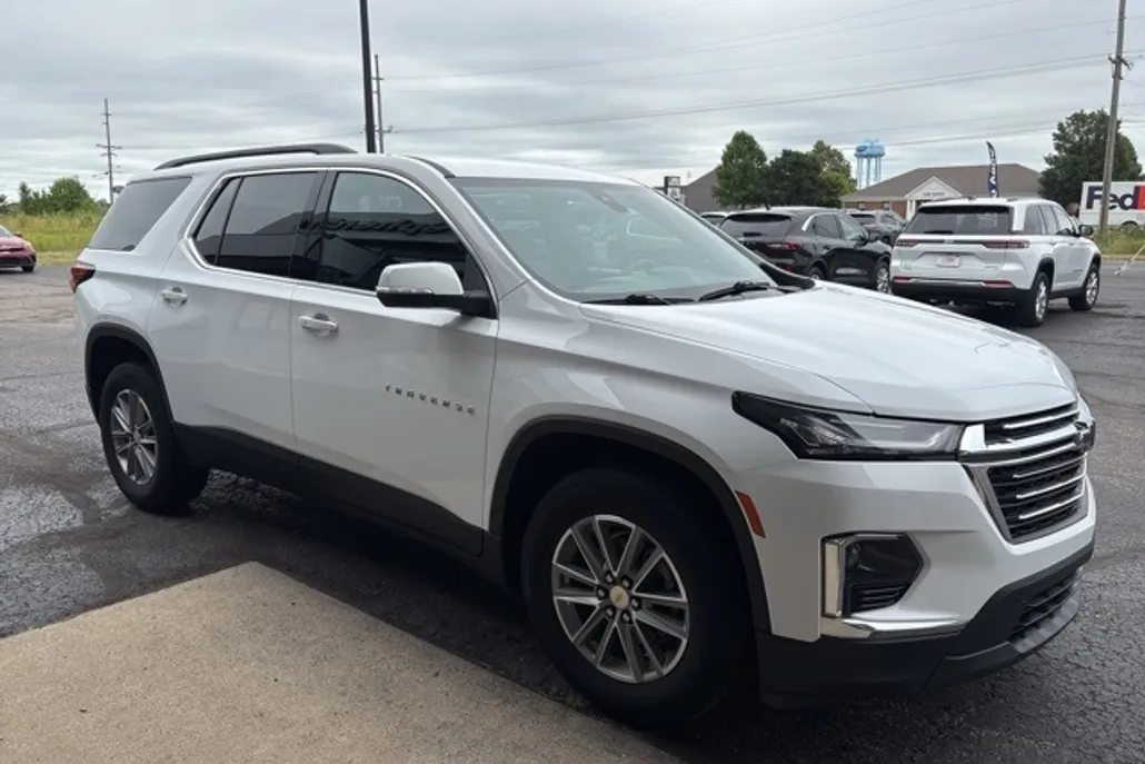 2022 Chevrolet Traverse photo 1