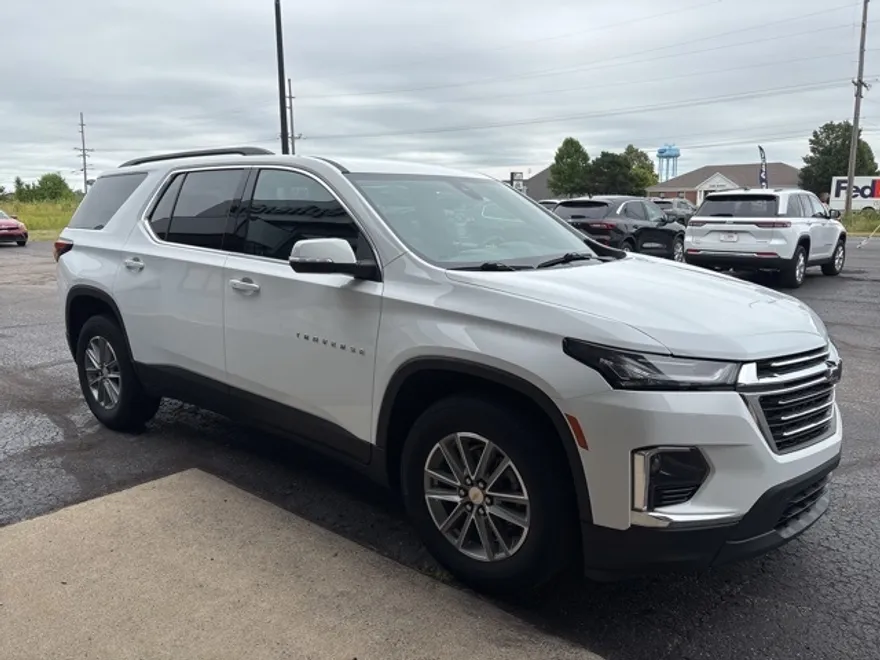 2022 Chevrolet Traverse photo 1