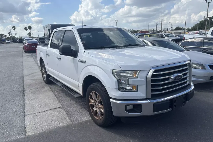 2016 Ford F-150 XLT photo 1