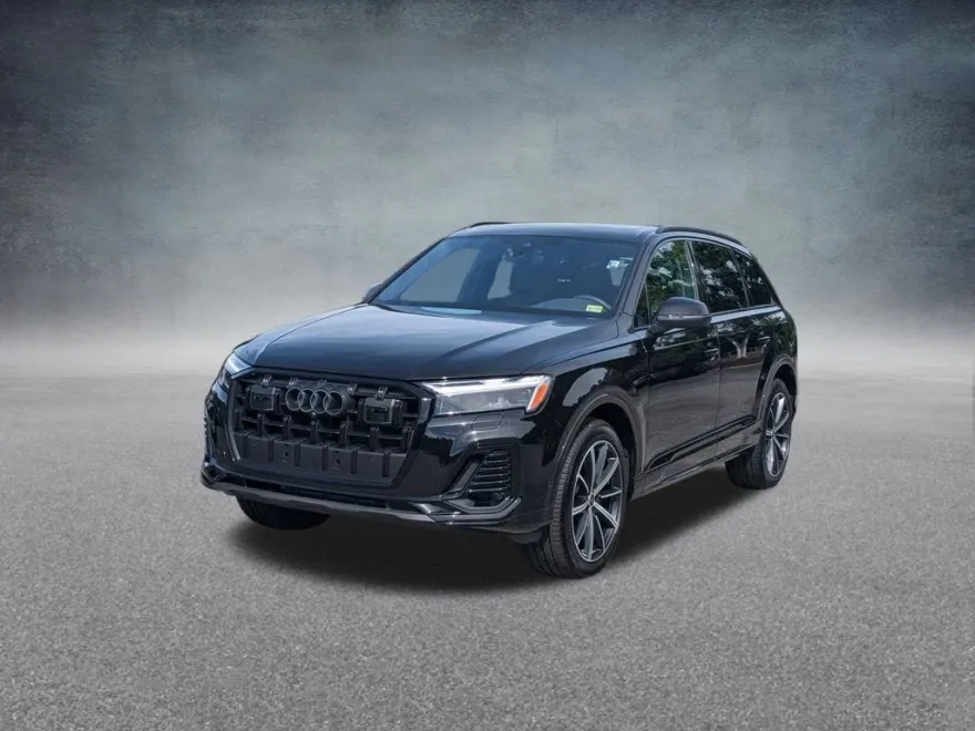 2025 Audi Q7 45 Premium Plus photo 1