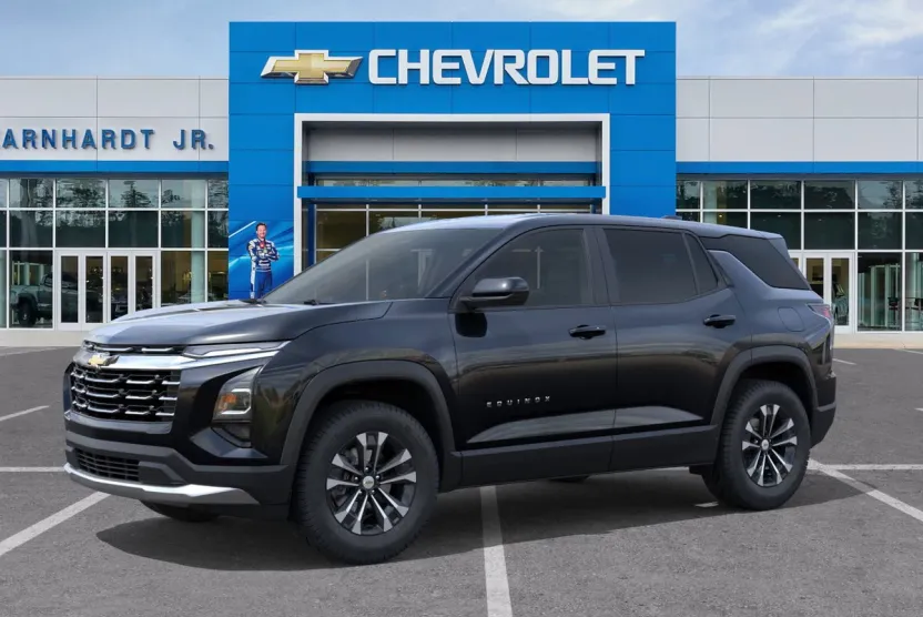 2026 Chevrolet Equinox LT photo 1