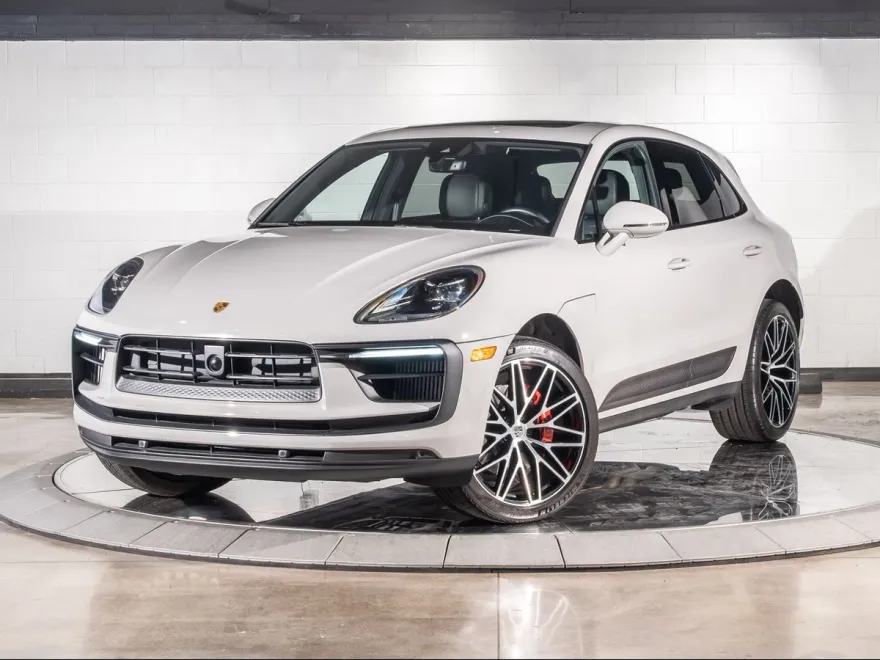 2024 Porsche Macan S photo 1