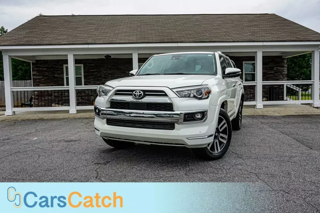 2021 Toyota 4Runner SR5 photo 1