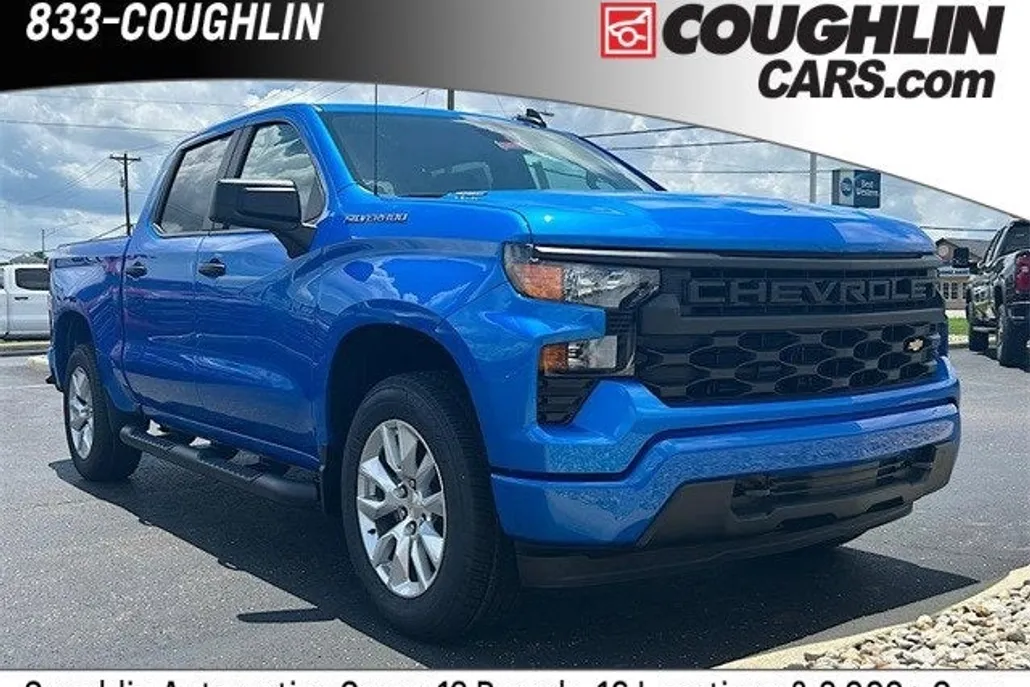 2025 Chevrolet Silverado 1500 Custom photo 1