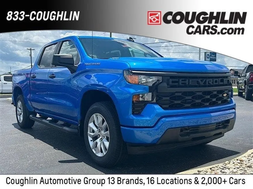 2025 Chevrolet Silverado 1500 Custom photo 1