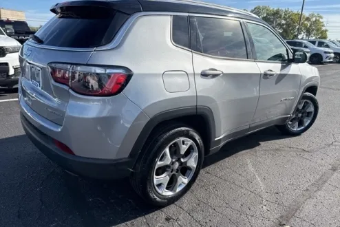 2020 Jeep Compass Limited photo 3