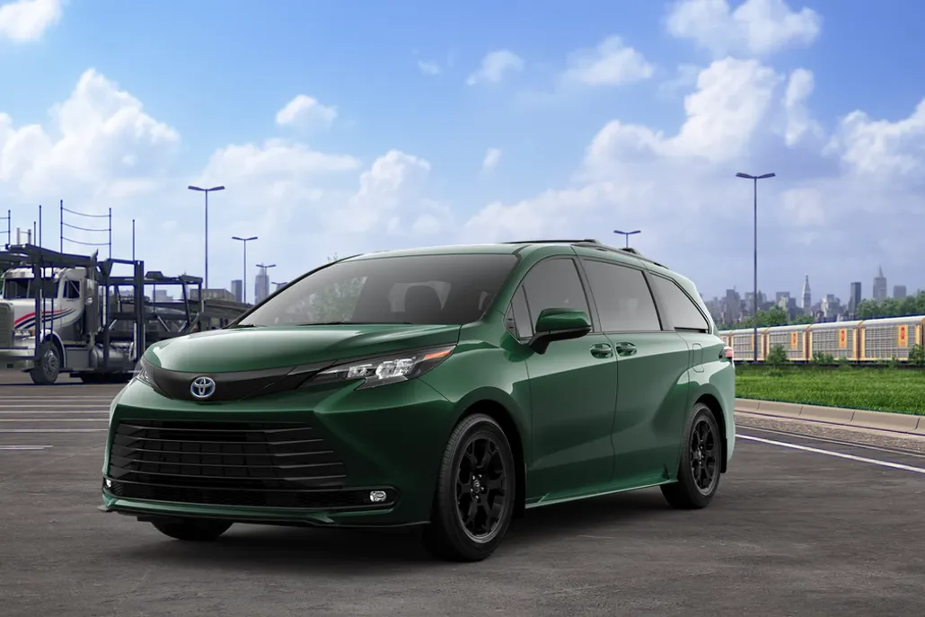 2025 Toyota Sienna Woodland Edition photo 1