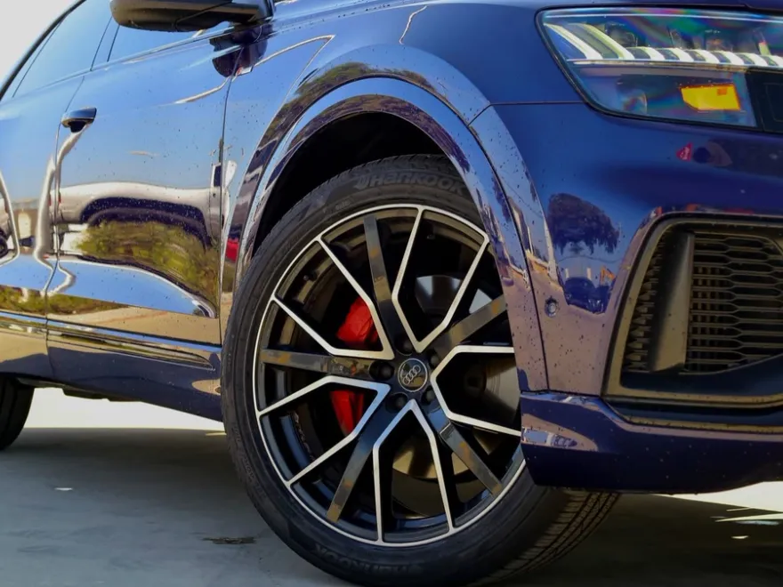 2020 Audi Q8 line Prestige photo 1