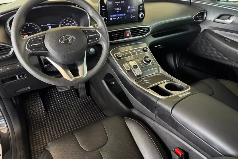 2022 Hyundai Santa Fe SEL photo 1