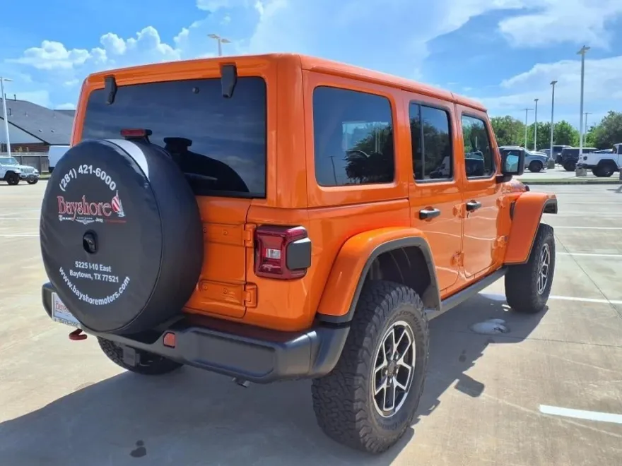2025 Jeep Wrangler Unlimited Rubicon photo 1
