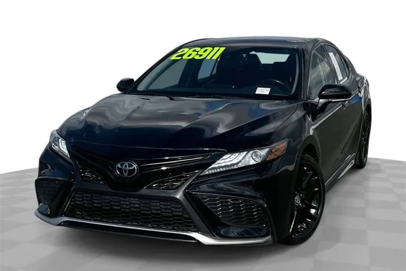 2023 Toyota Camry XSE photo 1