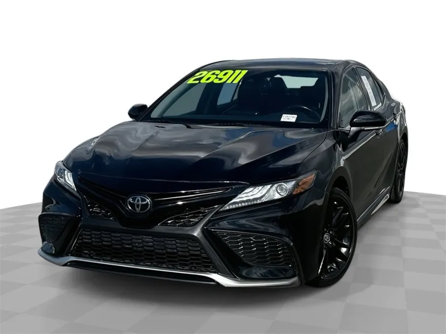 2023 Toyota Camry XSE photo 1